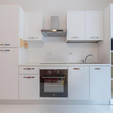 Academy Of Fine Arts -Modern Apt. With Balcony! Bologna Luaran gambar